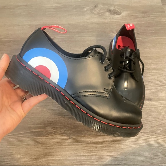 Dr Martens 1461 The WHO Black Shoes  WithBlue and White Target Design Size 7 - Picture 1 of 7